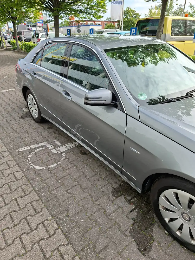 Mercedes-Benz E 220 E 220 T CDI Automatik Avantgarde DPF - 1