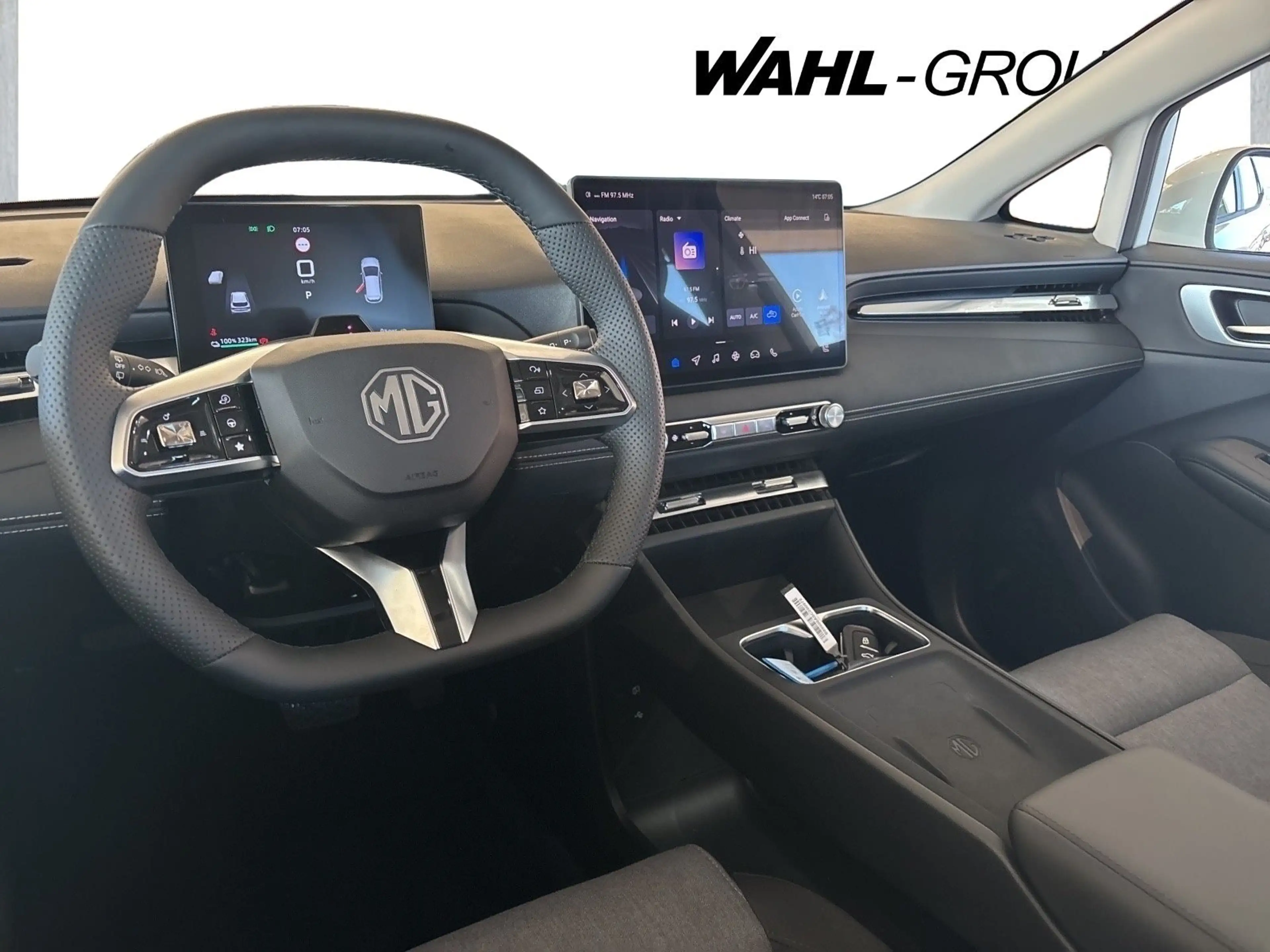 MG MG4 Urban EV 54kWh Comfort — photo 11
