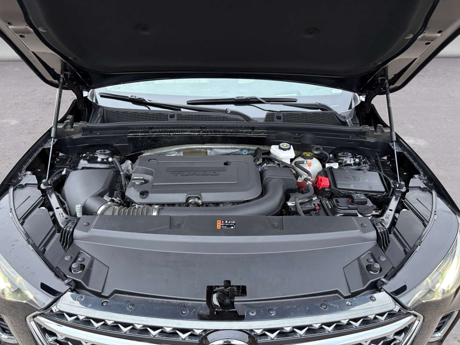 used 2022 Buick Envision car, priced at $33,994