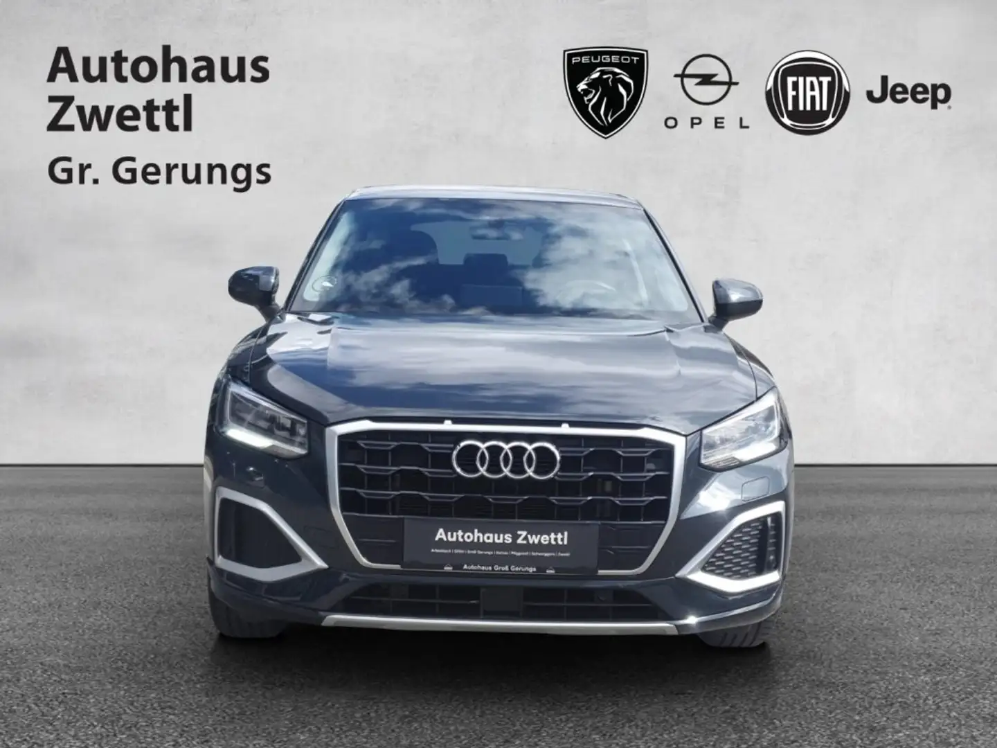 Audi Q2 30 TFSI admired Gris - 2