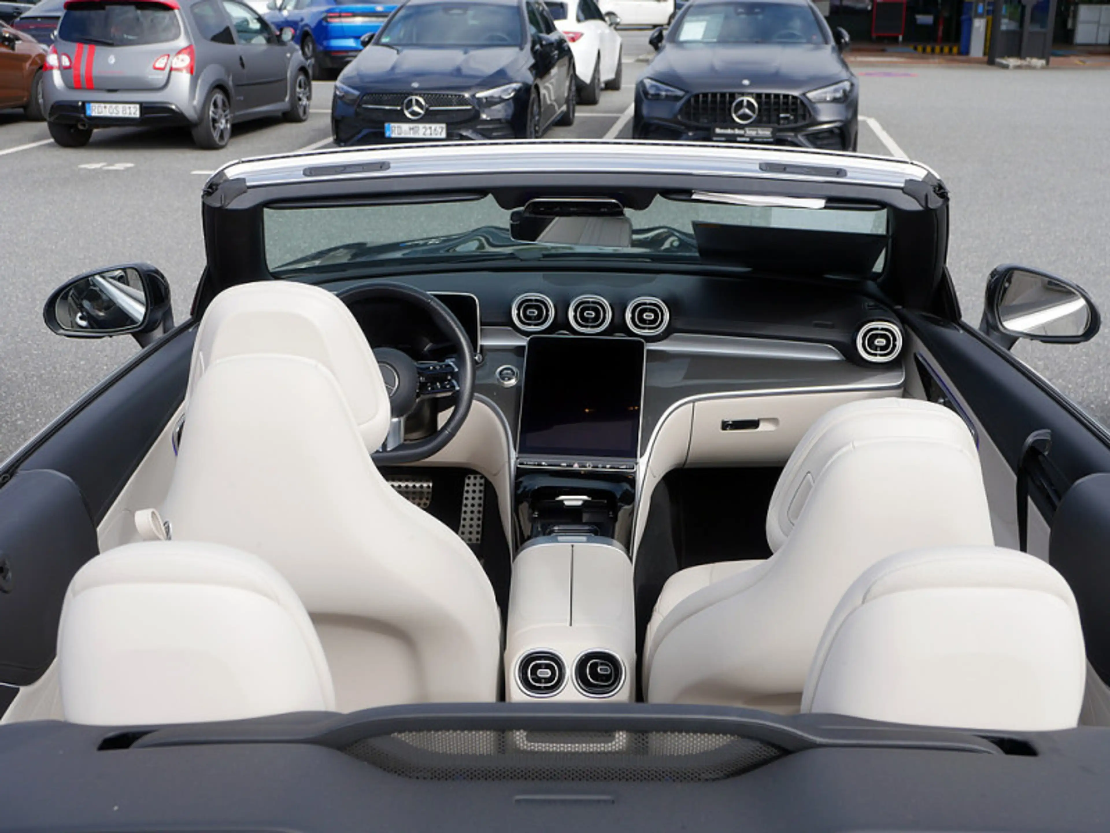 Mercedes-Benz CLE 220 d Cabrio , AMG MEMO KAMERA SPUR PDC SHZ — photo 11