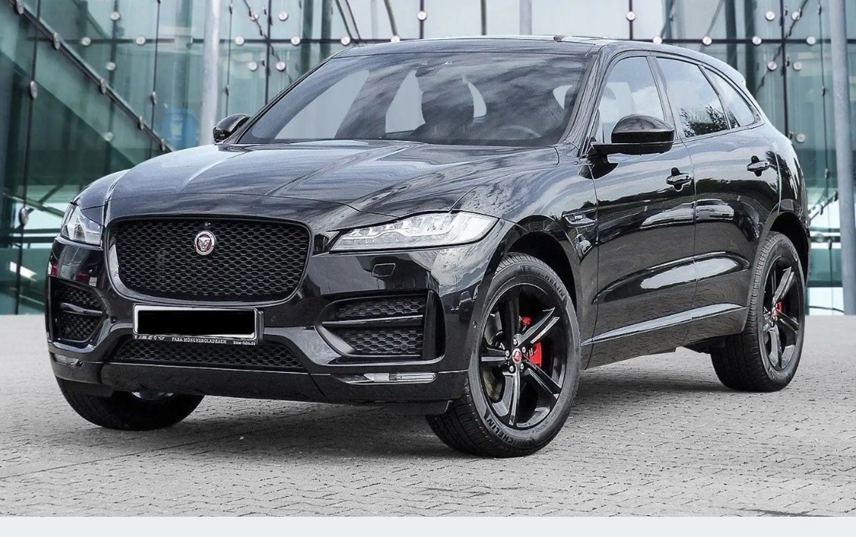 Jaguar F-Pace R-Sport AWD Schwarz - 1