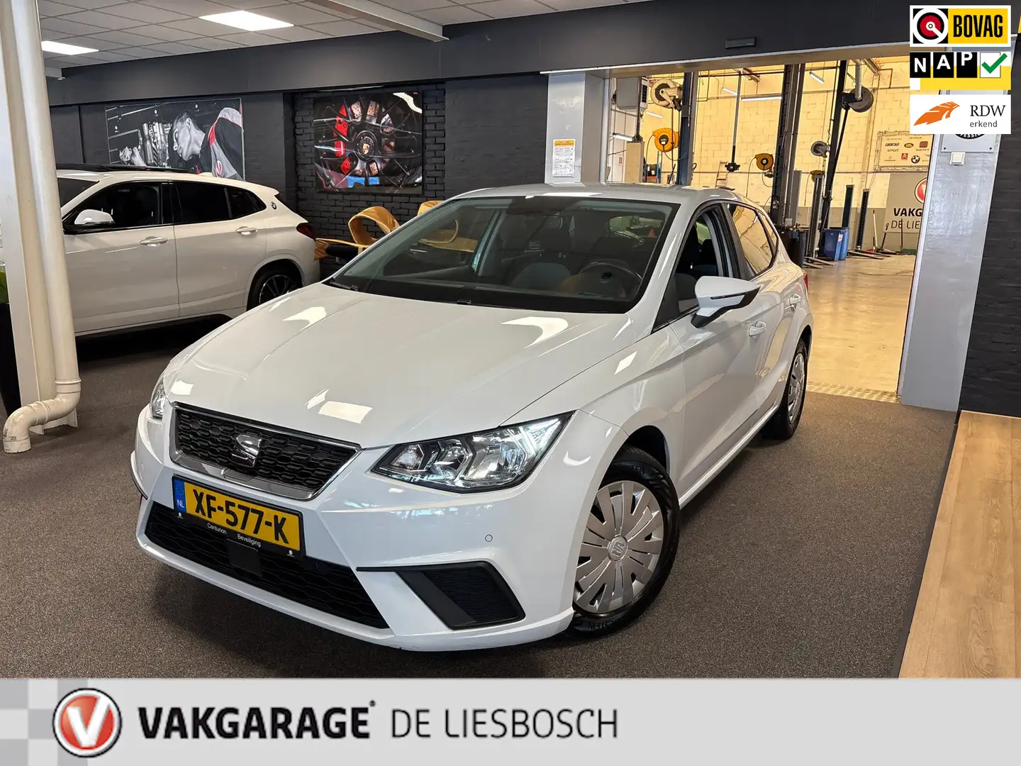SEAT Ibiza 1.6 TDI Style Business Intense,navi,cruisec,applec Wit - 1