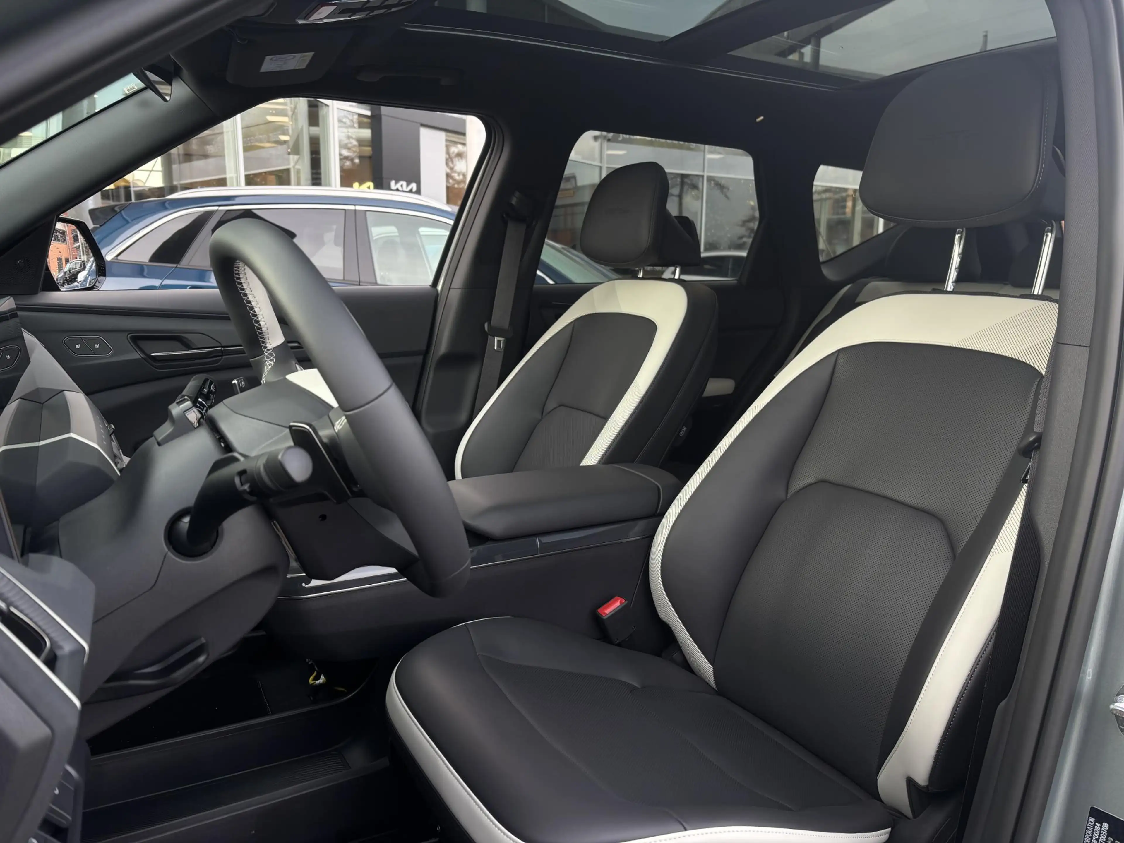 Kia EV5 GT-PlusLine 81.4 kWh Demo, nu proef te rijden! — photo 9