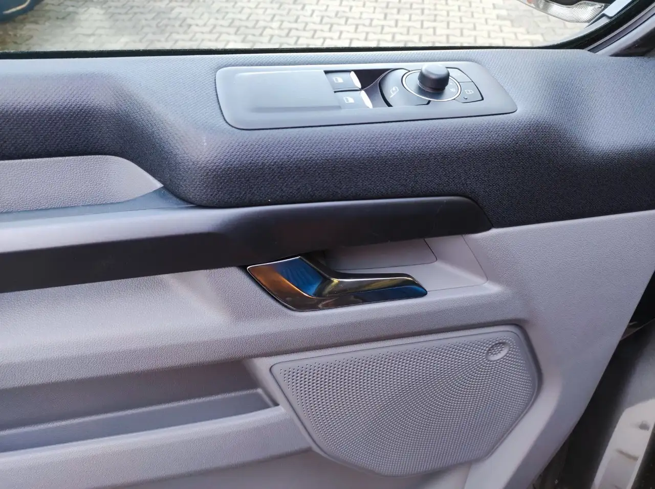Ford Tourneo Custom 2026 — фото 12