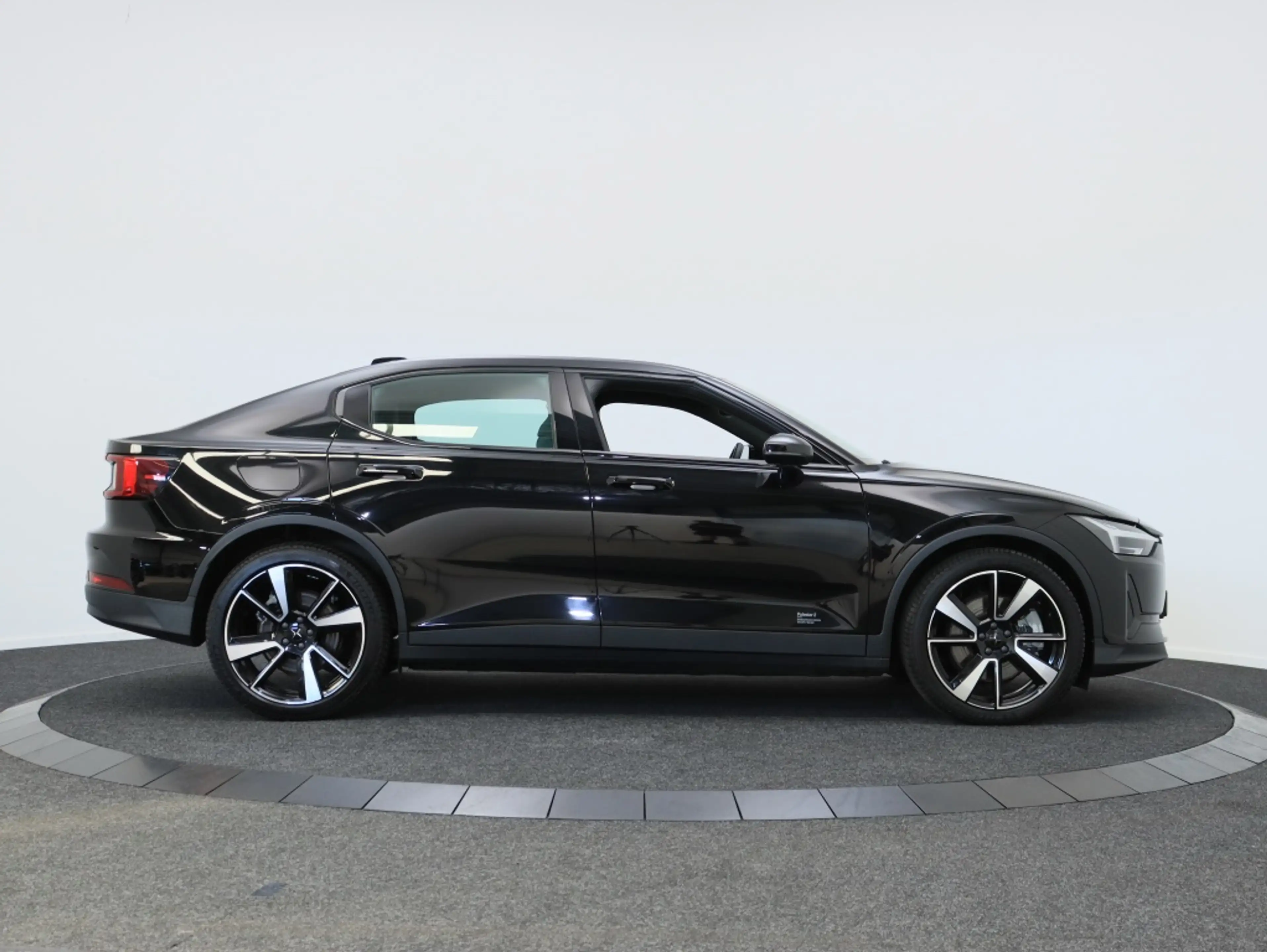 Polestar 2 Standard Range | 20'' LMV — photo 11