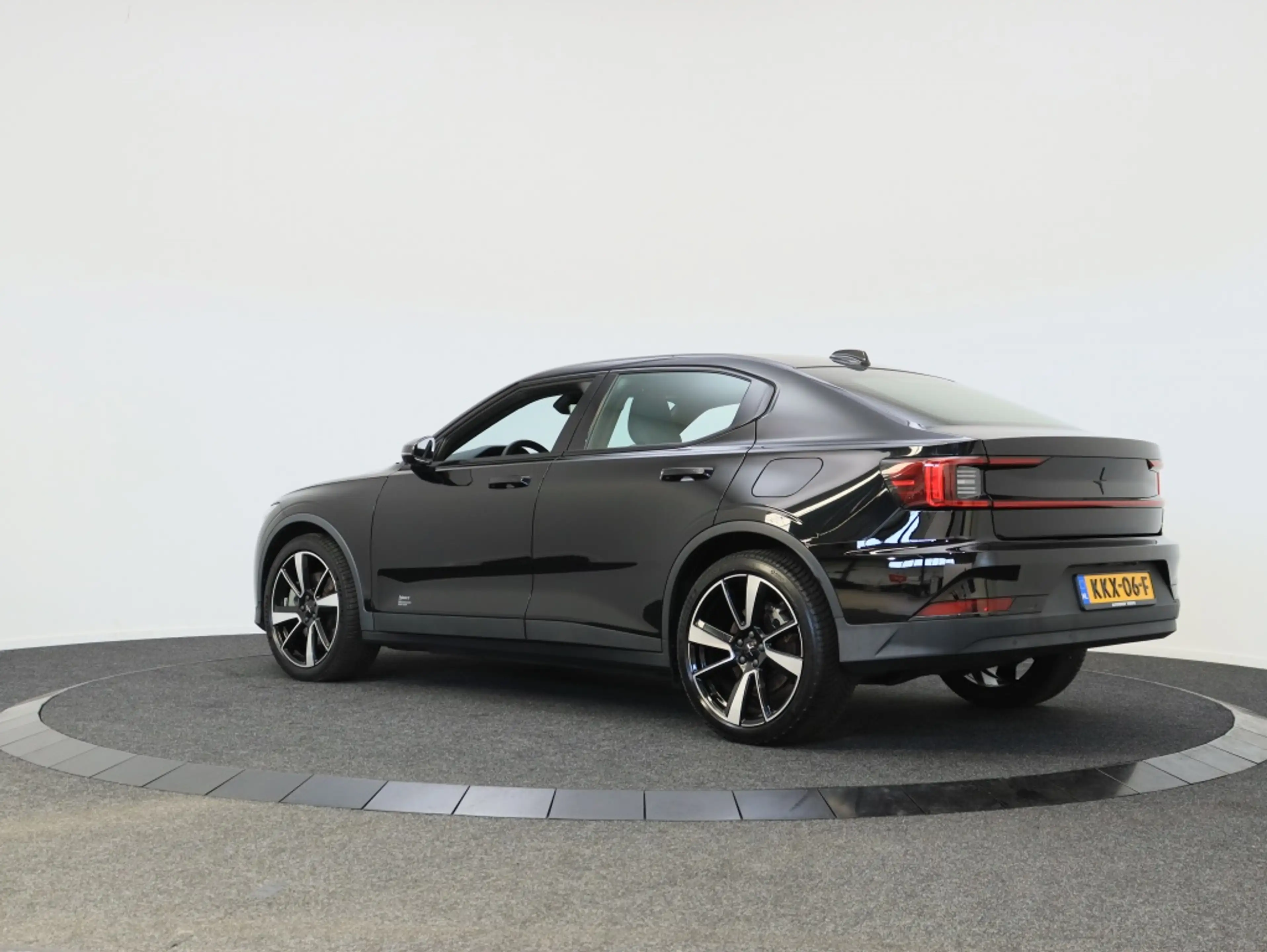 Polestar 2 Standard Range | 20'' LMV — photo 8