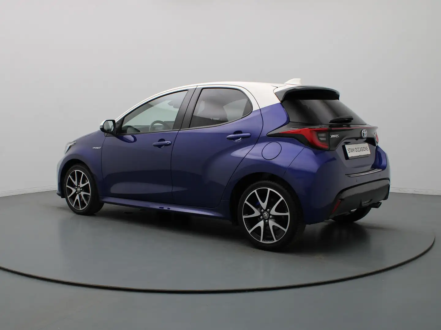 Toyota Yaris 1.5 Hybrid Launch Edition Automaat Head-Up | Camer Bleu - 2