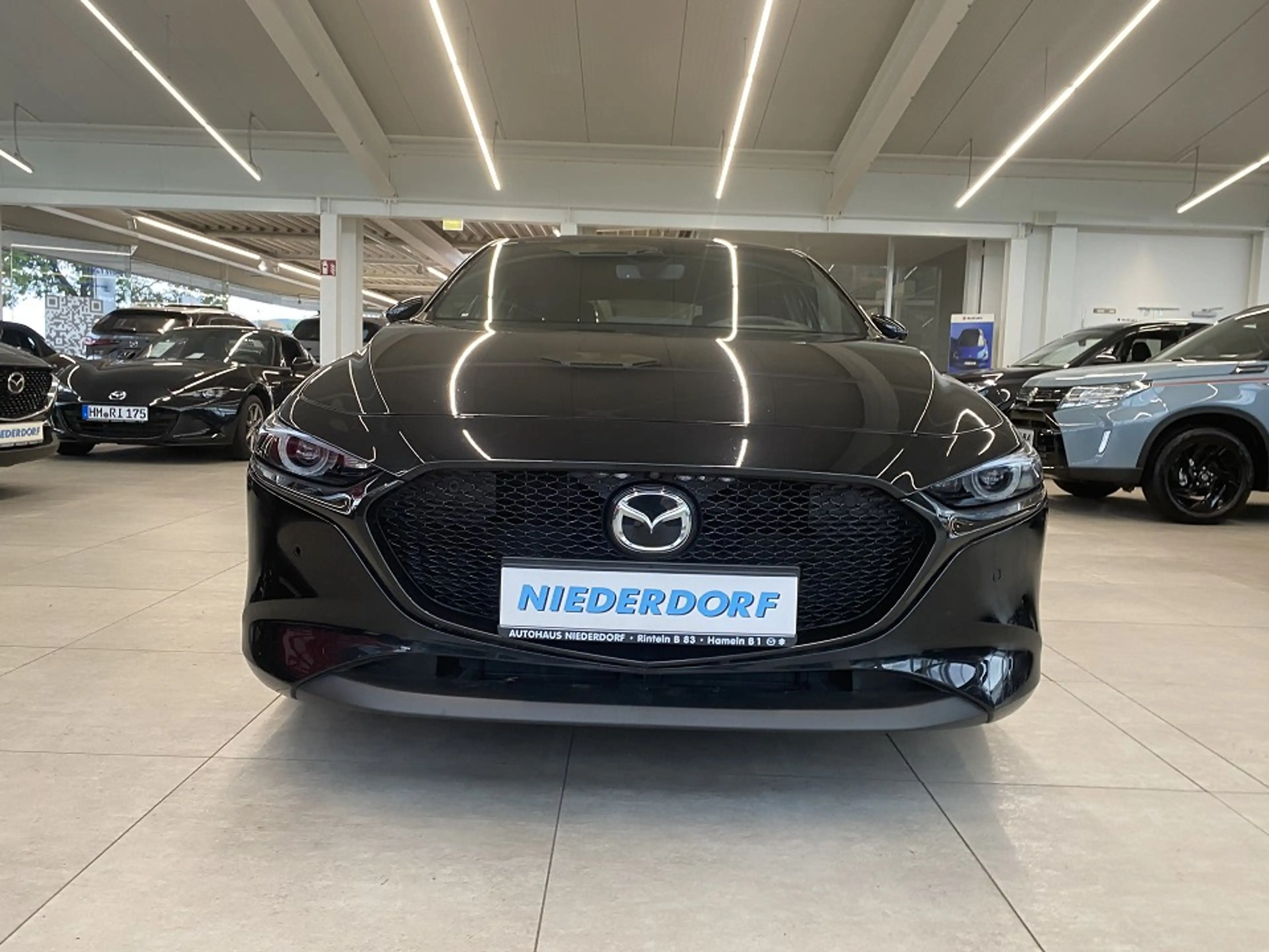 Mazda 3 2.0 Selection BOSE NAVI MATRIX 360* — photo 14
