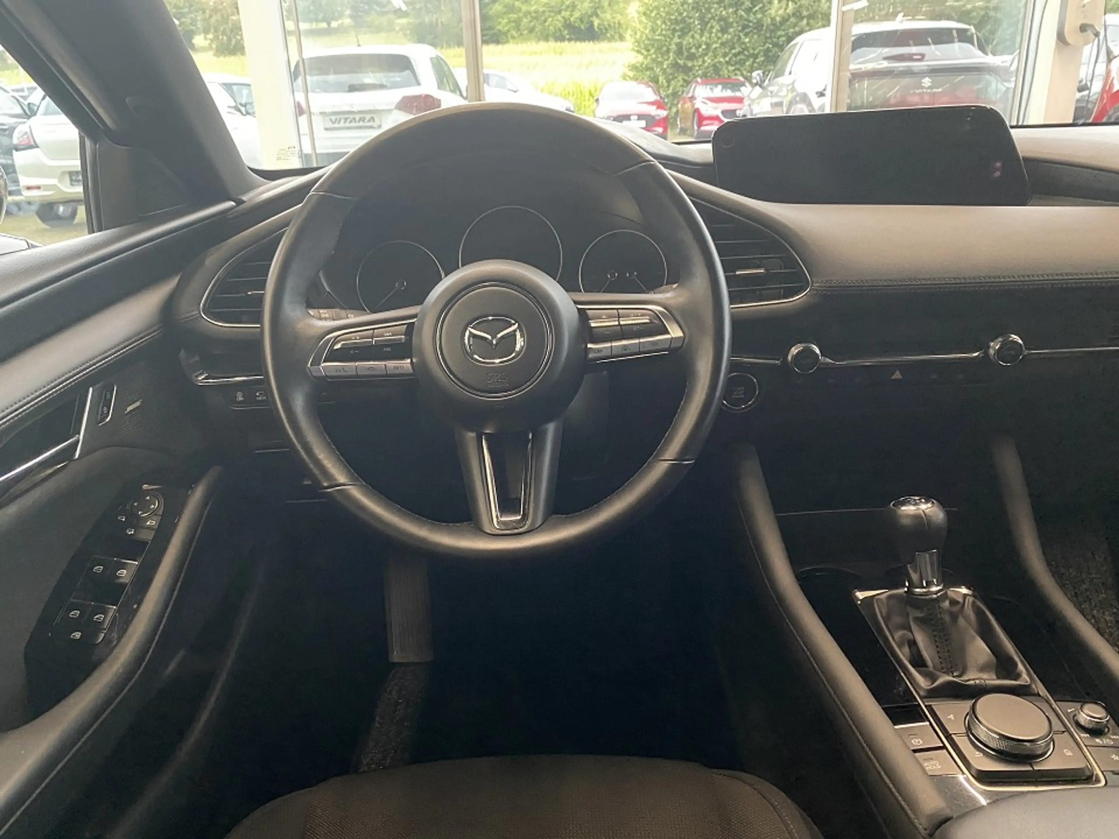 Mazda 3 2.0 Selection BOSE NAVI MATRIX 360* — photo 3