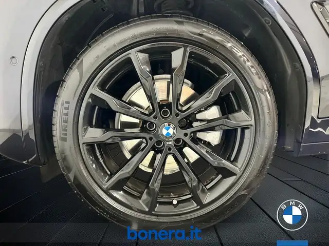 BMW X4 view 14