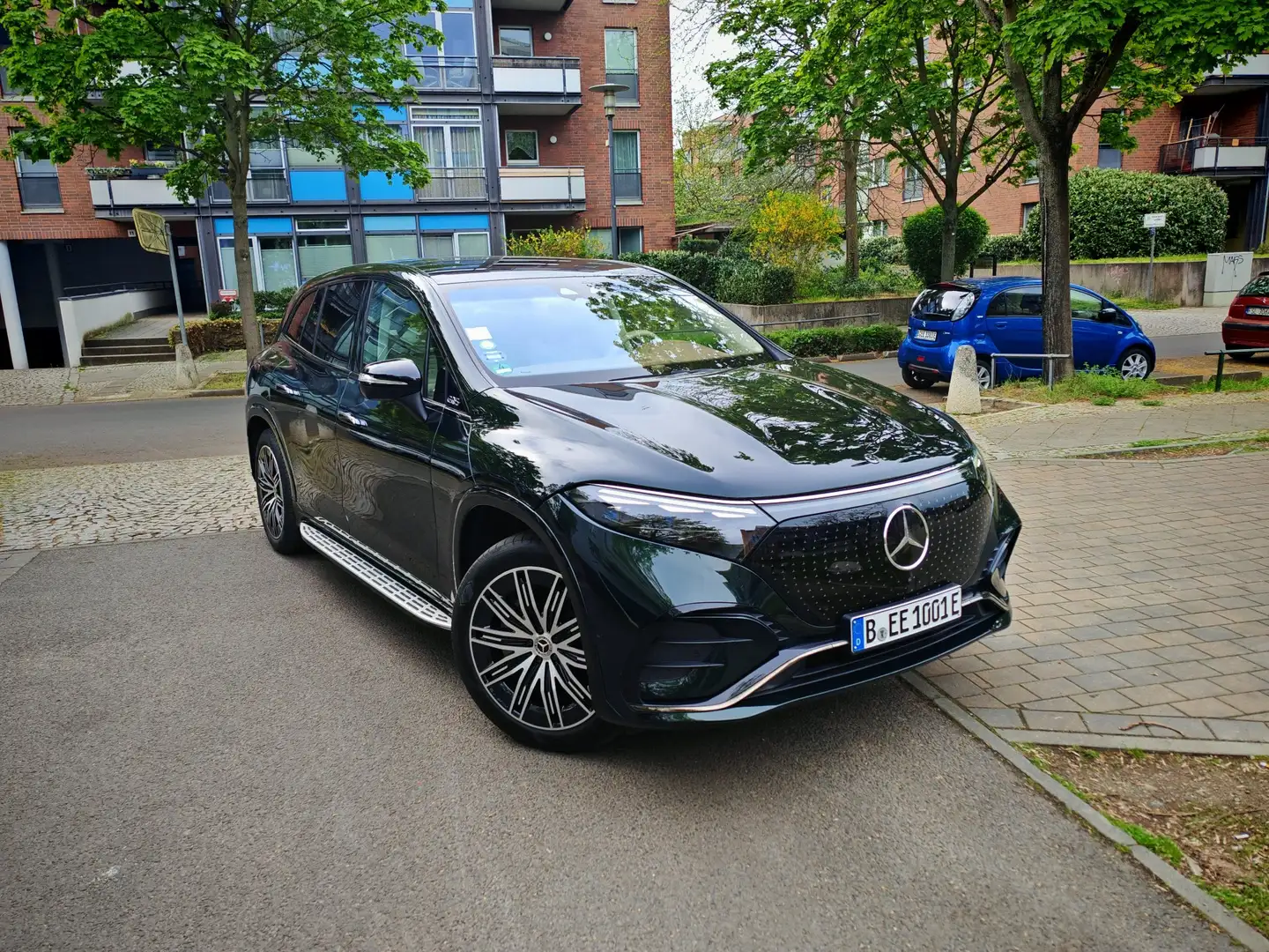 Mercedes-Benz EQS SUV 450 4Matic AMG Line Advanced Plus Grün - 1