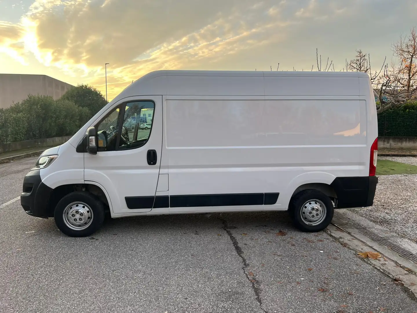 Citroen Jumper Jumper 30 BlueHDi 120 S&S PC-TN Furgone Bianco - 2