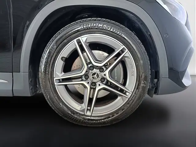 Mercedes-Benz Gla view 22