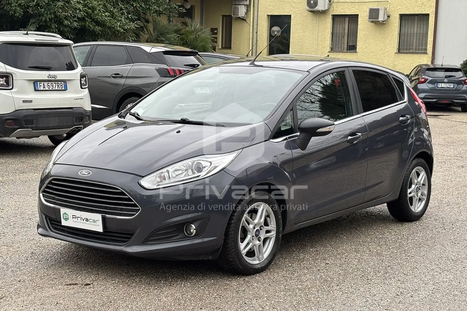 Ford Fiesta Fiesta 1.5 TDCi 75CV 5 porte Titanium Schwarz - 1