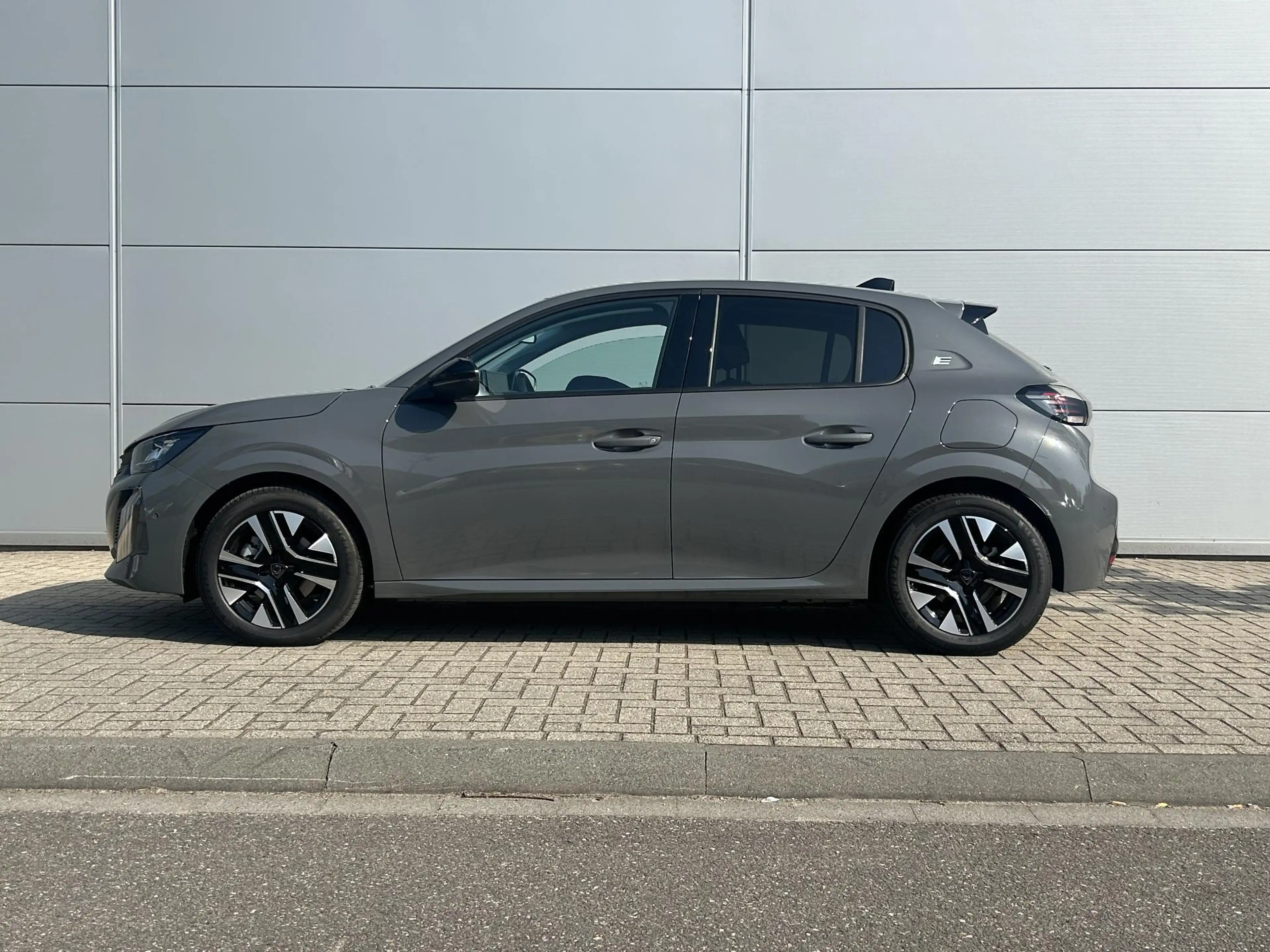 Peugeot e-208 EV Allure 51 kWh | Warmtepomp | Camera | Cruise Co — photo 3