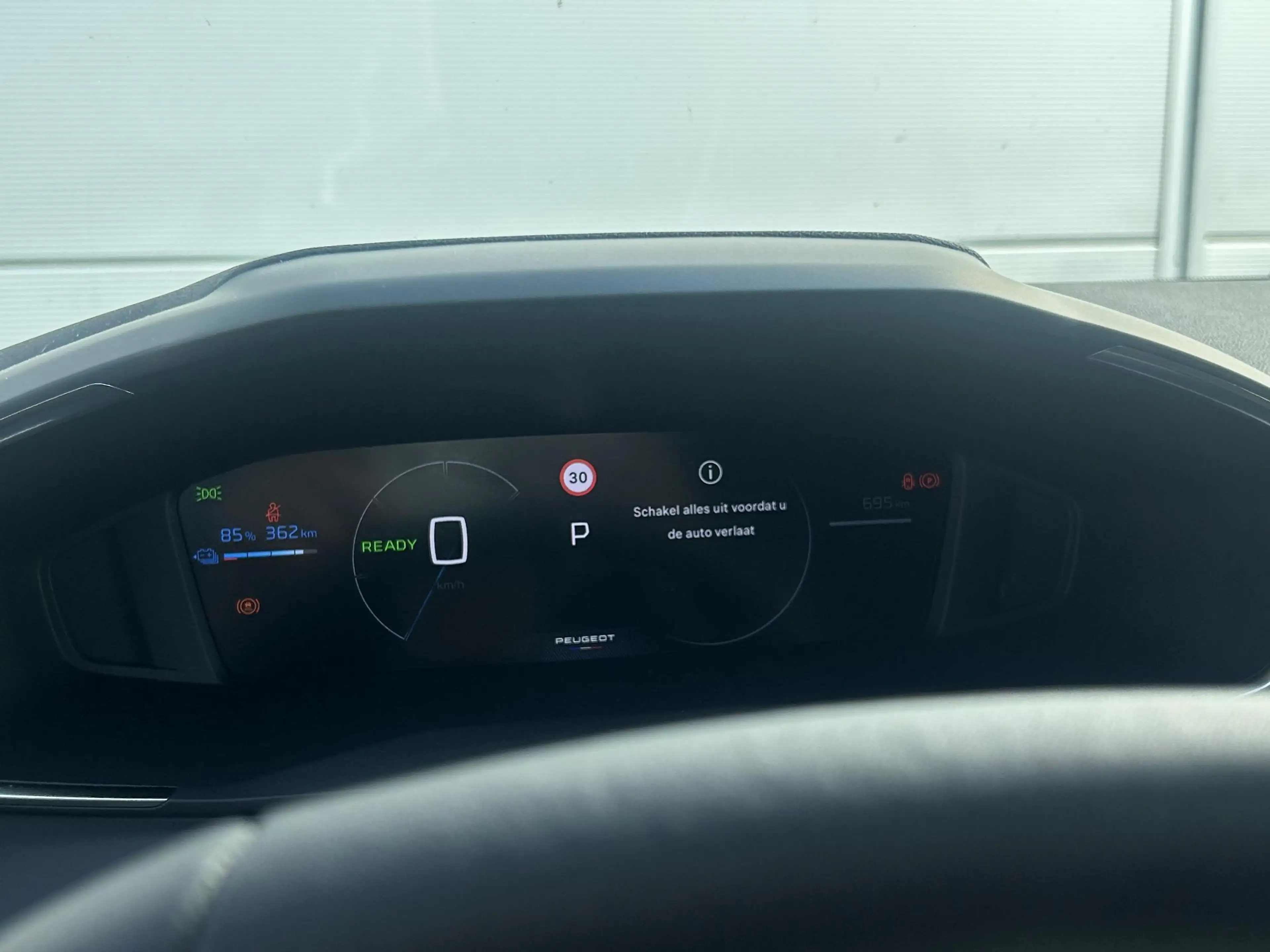 Peugeot e-208 EV Allure 51 kWh | Warmtepomp | Camera | Cruise Co — photo 13