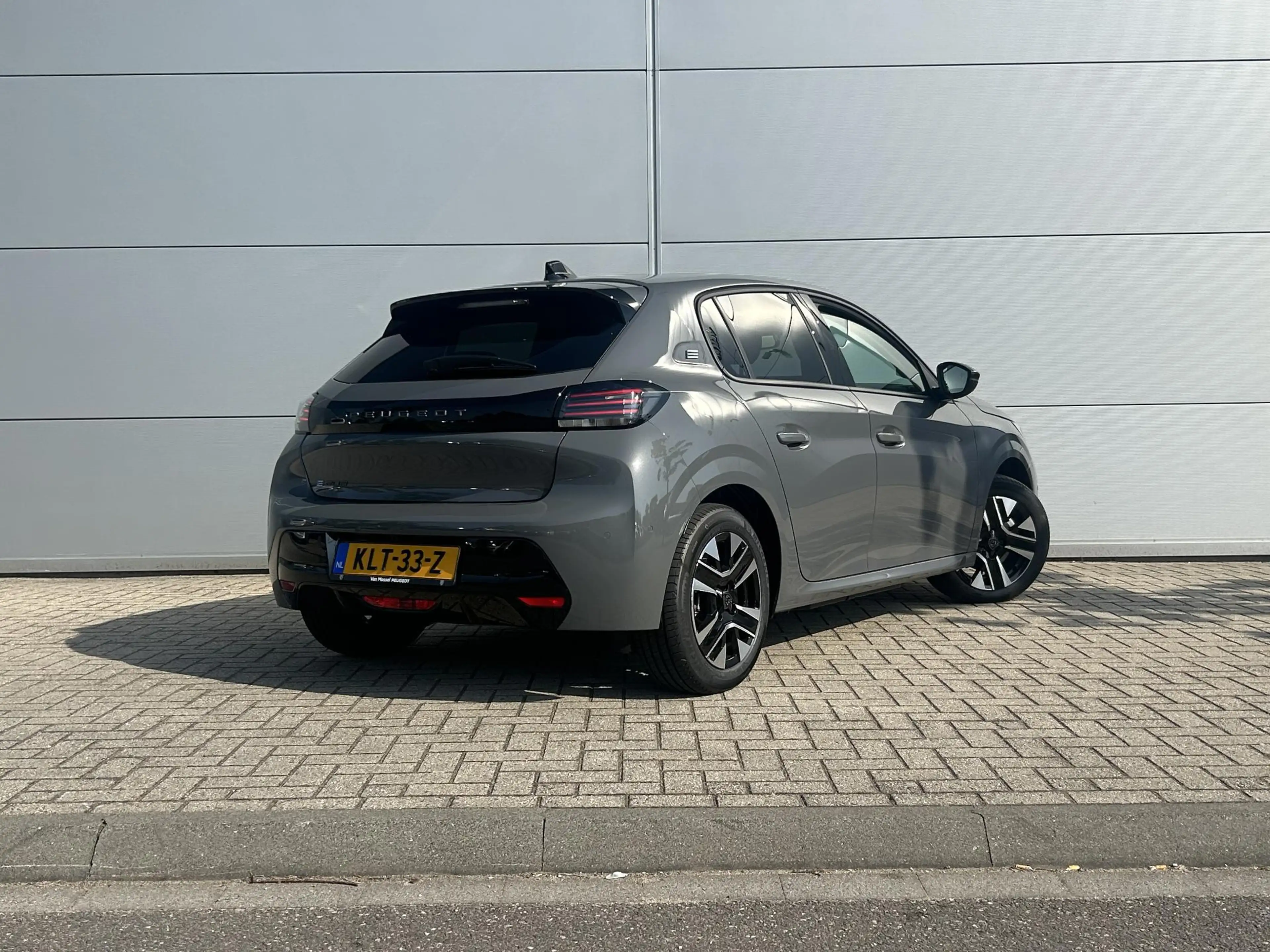 Peugeot e-208 EV Allure 51 kWh | Warmtepomp | Camera | Cruise Co — photo 6