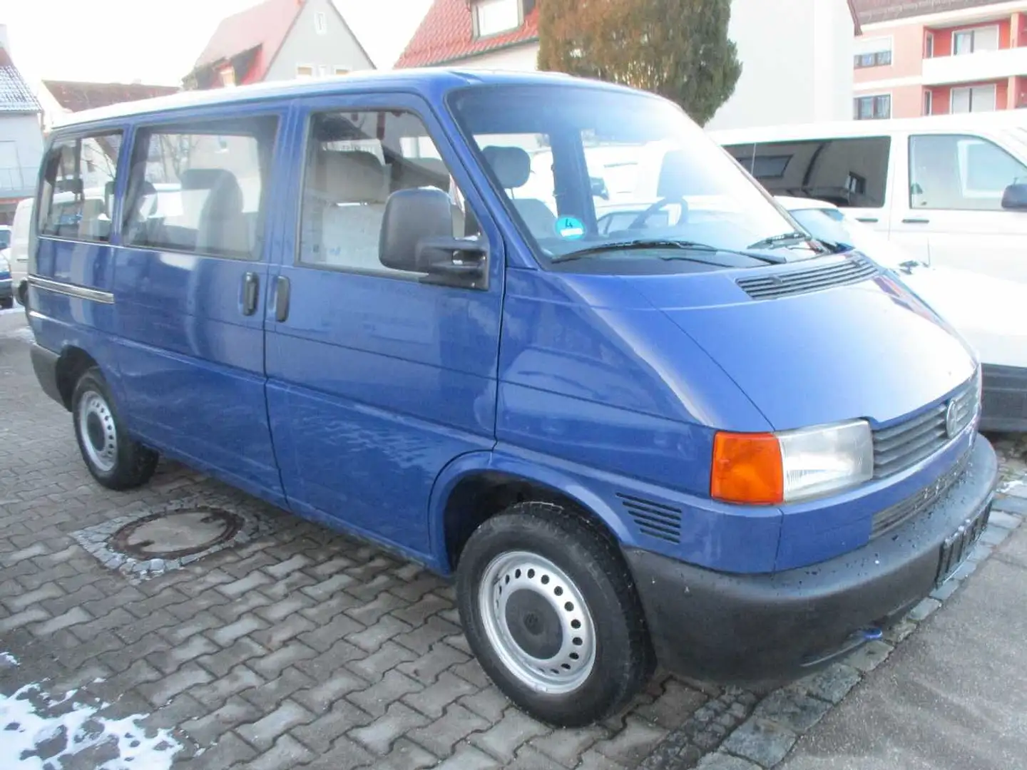 Volkswagen T4 Bus Kombi 2.0 Benziner, 9 Sitze Azul - 2