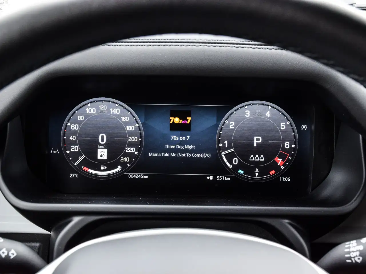 Land Rover Defender 2026 — фото 13