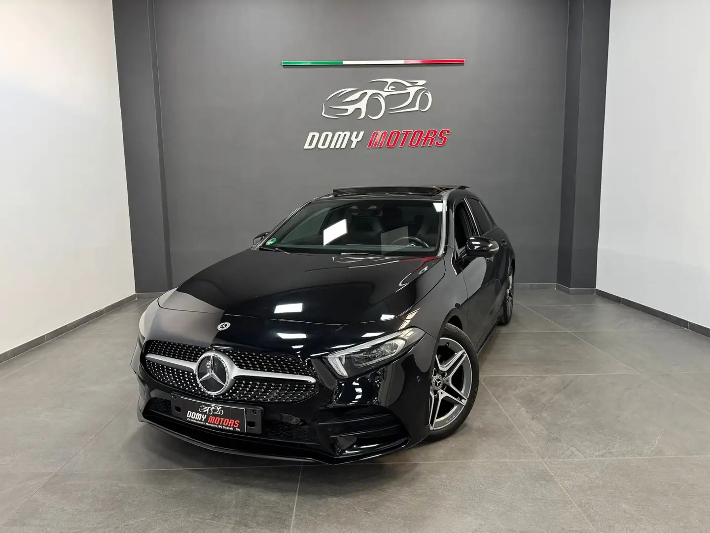 Mercedes-Benz A 200 200D PREMIUM PLUS Noir - 1