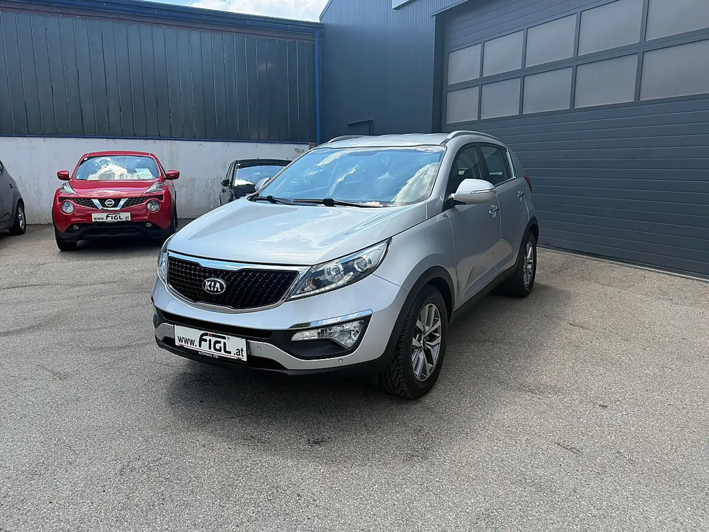 Kia Sportage Gold 1,7 CRDi 2WD *gepflegt* Silber - 2