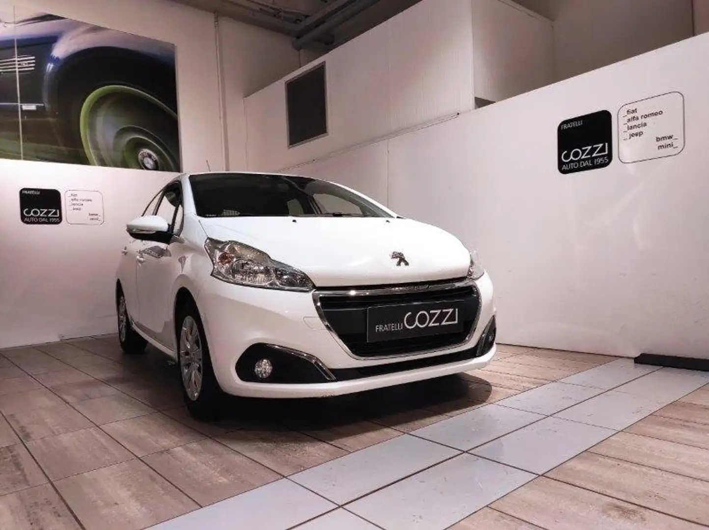 Peugeot 208 BlueHDi 75 5 porte Van Active Bianco - 1