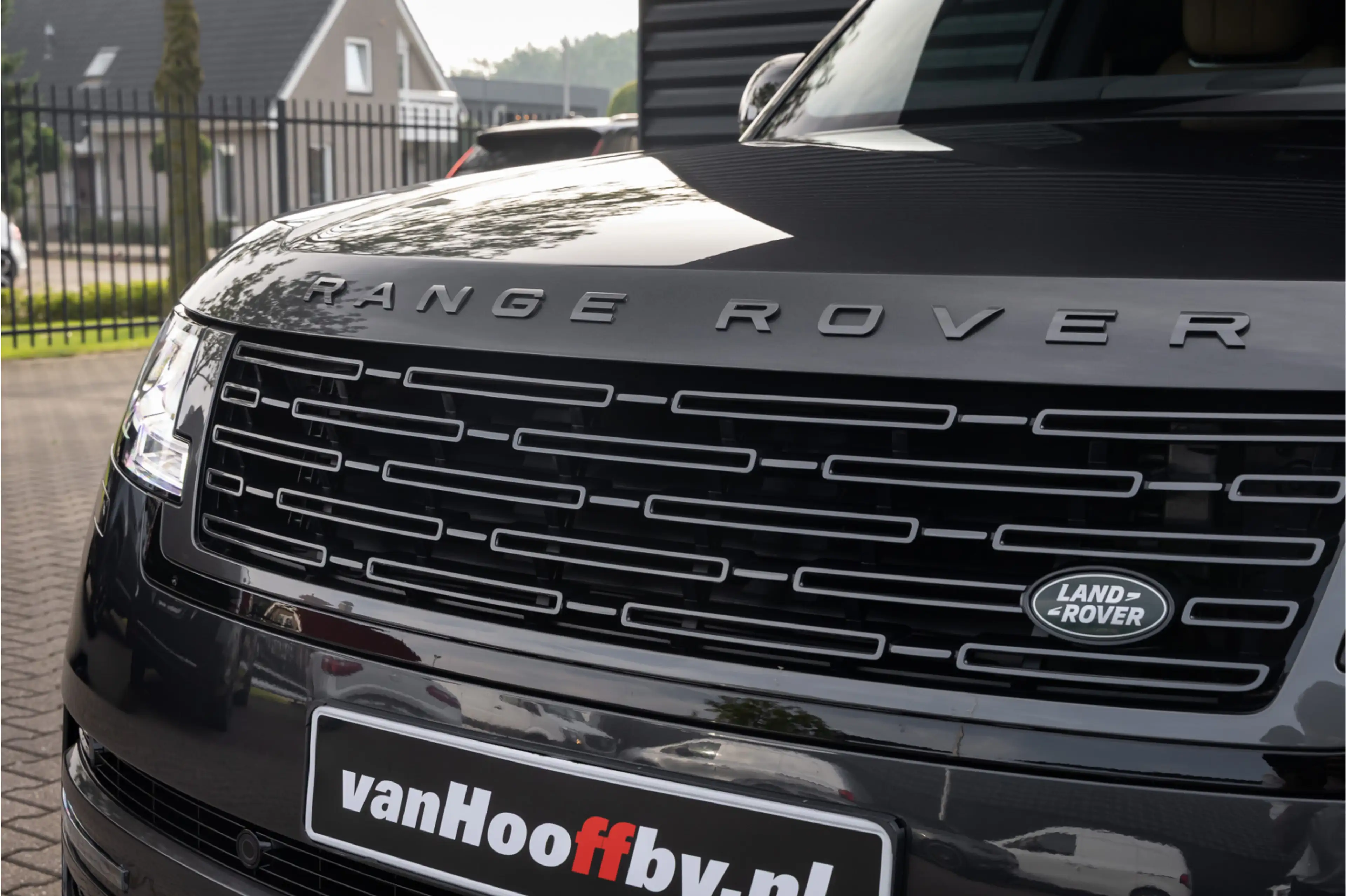Land Rover Range Rover 3.0 P550e HSE PHEV 23'' - Carpathian Grey — photo 27