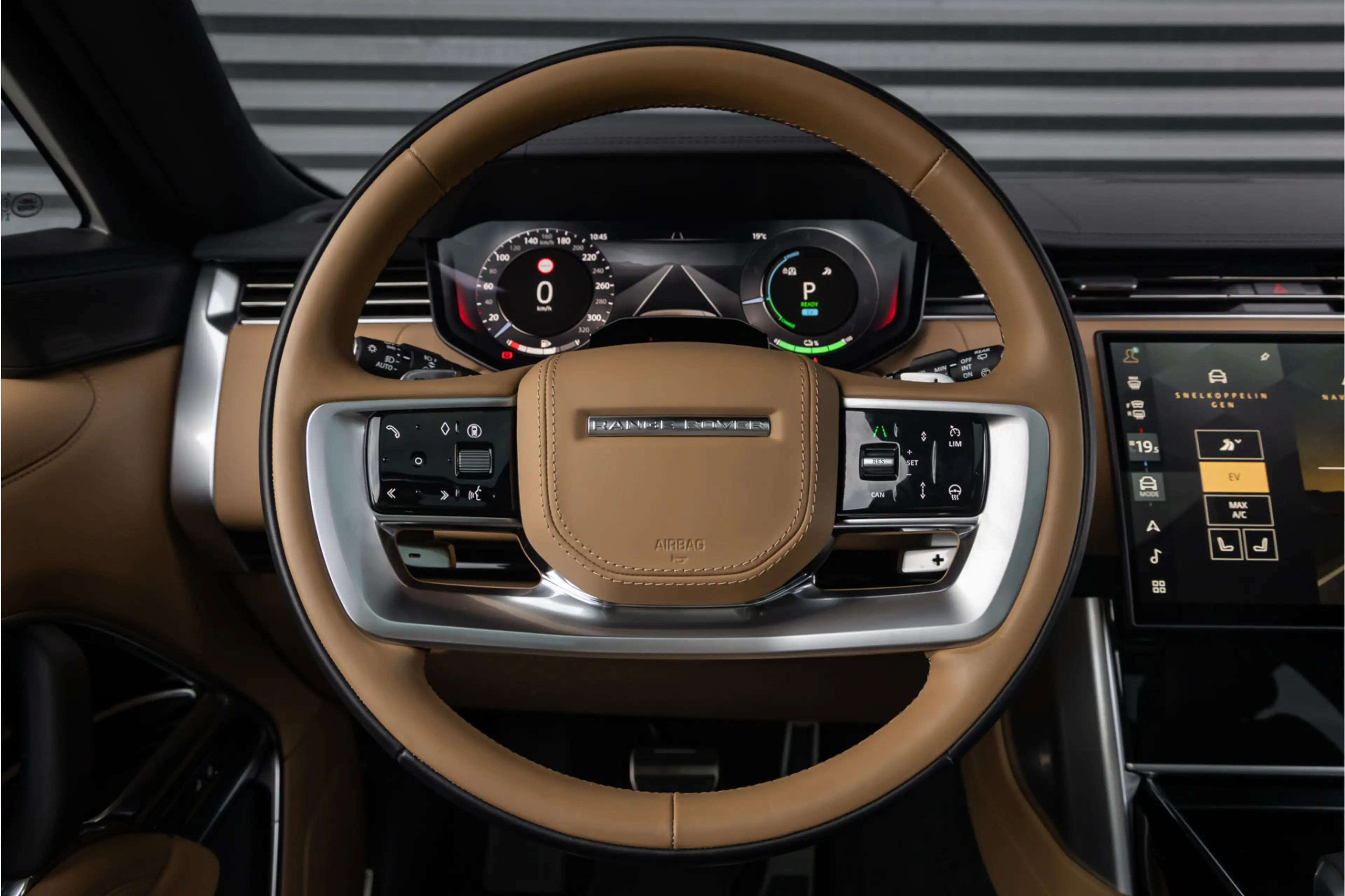 Land Rover Range Rover 3.0 P550e HSE PHEV 23'' - Carpathian Grey — photo 12