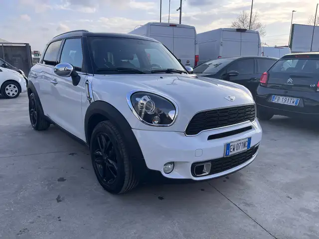 MINI Cooper SD Countryman LEGGI NOTE