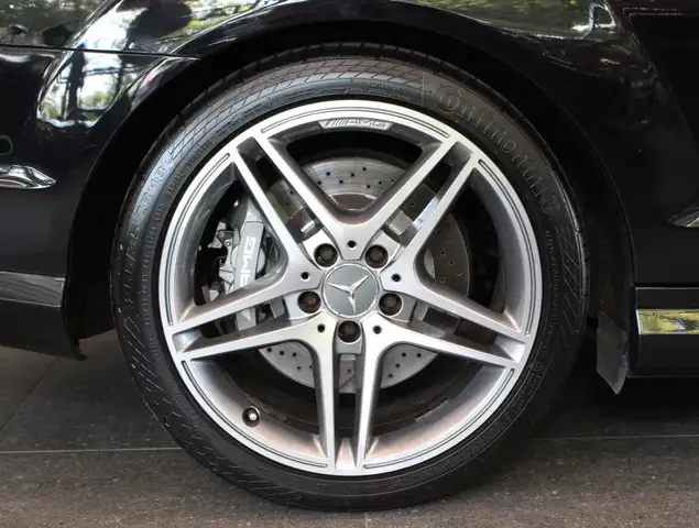 Mercedes-Benz C-Class view 22