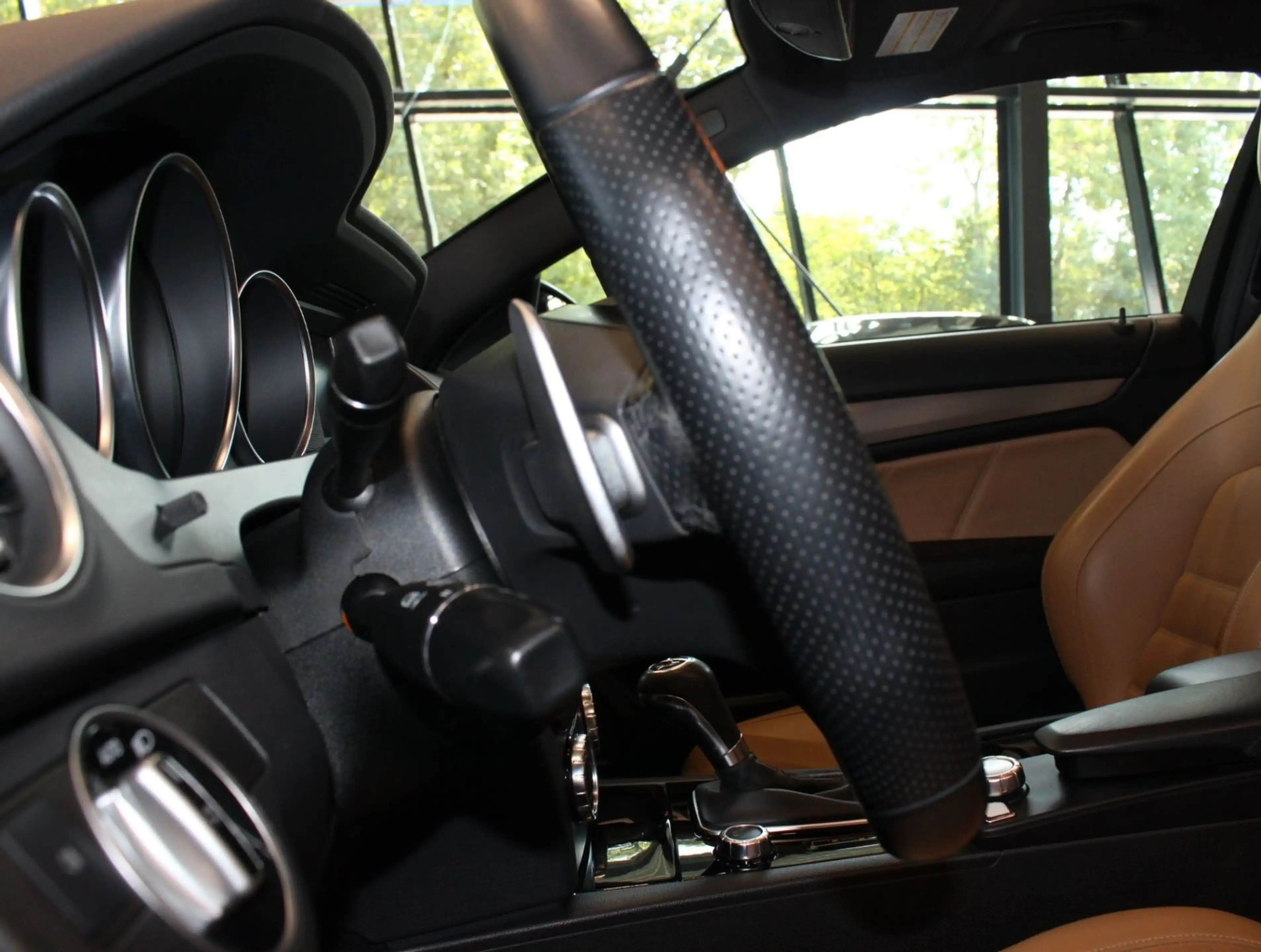 Mercedes-Benz C 63 AMG Coupé *1.Hand*Allewartungen bei MB — photo 15