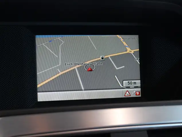 Mercedes-Benz C-Class view 19