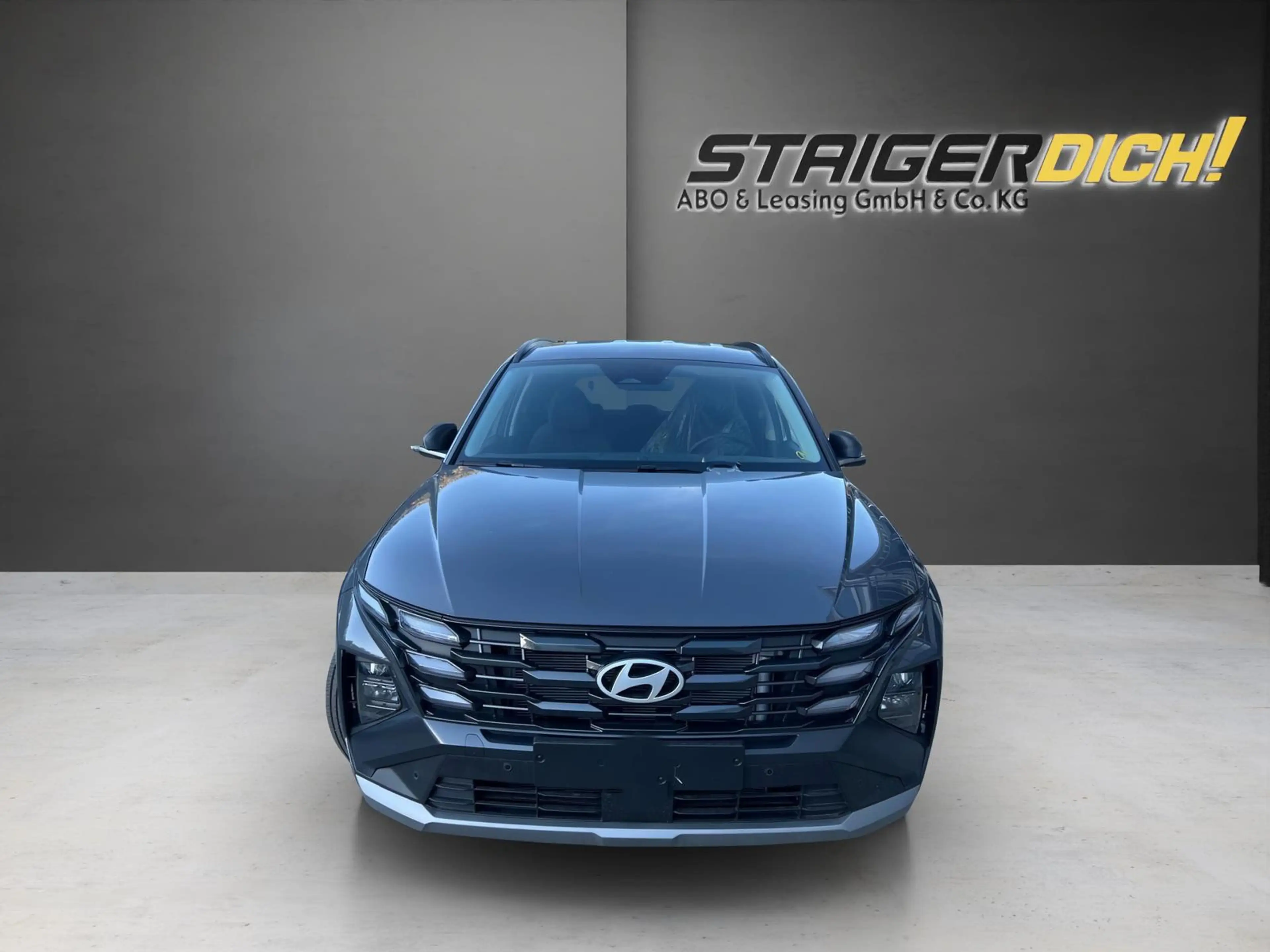 Hyundai TUCSON Select +Sitzheizung+18Zoll+ACC+Kamera+Navi — photo 2
