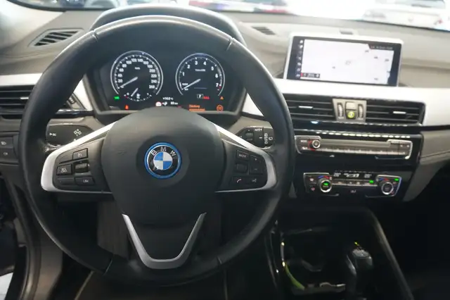BMW X2 view 11