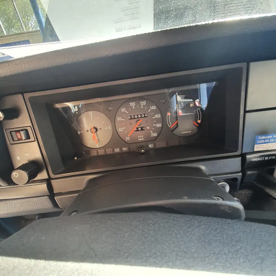 Volvo 244 2.3 GL, foto 8