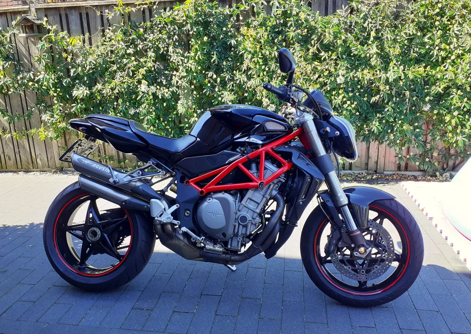 MV Agusta Brutale 910 F4 | NL motor | vol historie | carbon Negru - 1