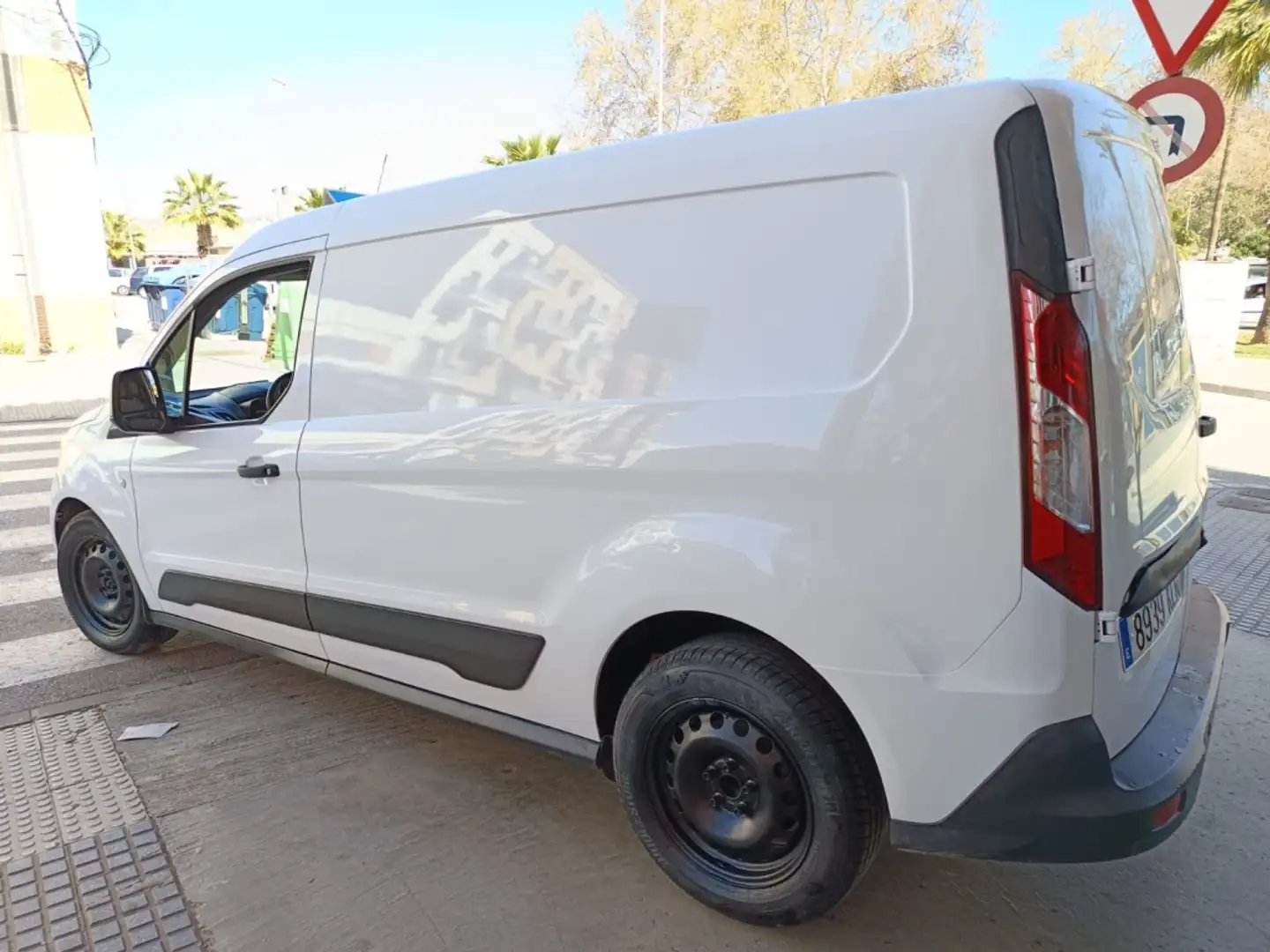 Ford Connect Comercial FT 210 Van L2 S&S Trend 120 Blanco - 2