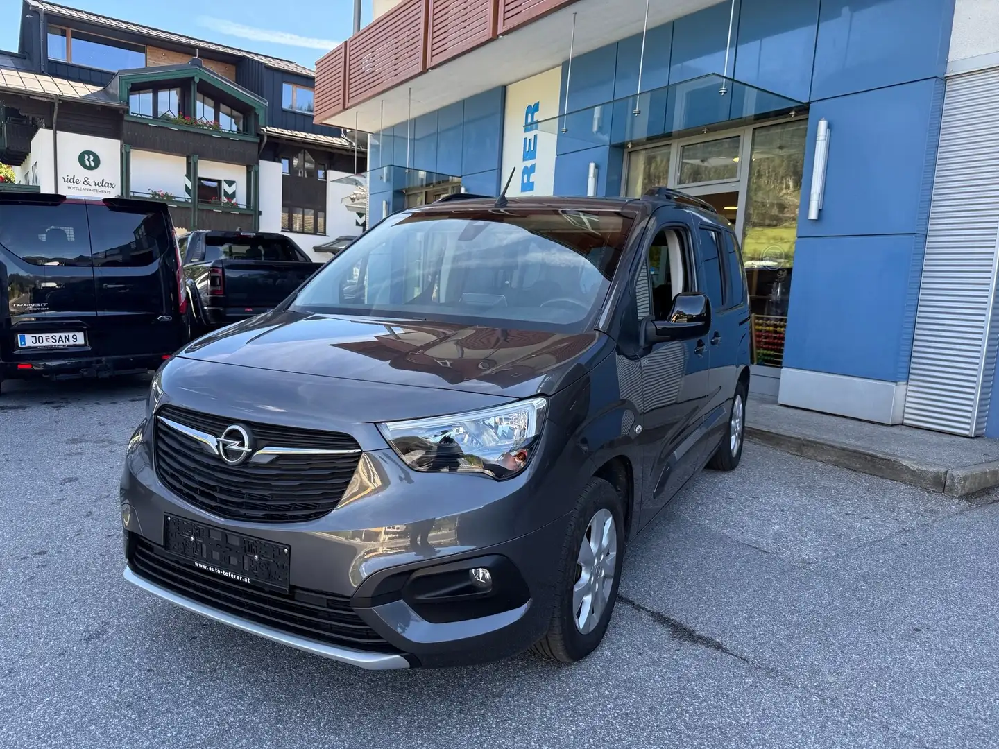 Opel Combo e-Combo Life L 50 kWh Elegance Plus Elegance Plus Grau - 1