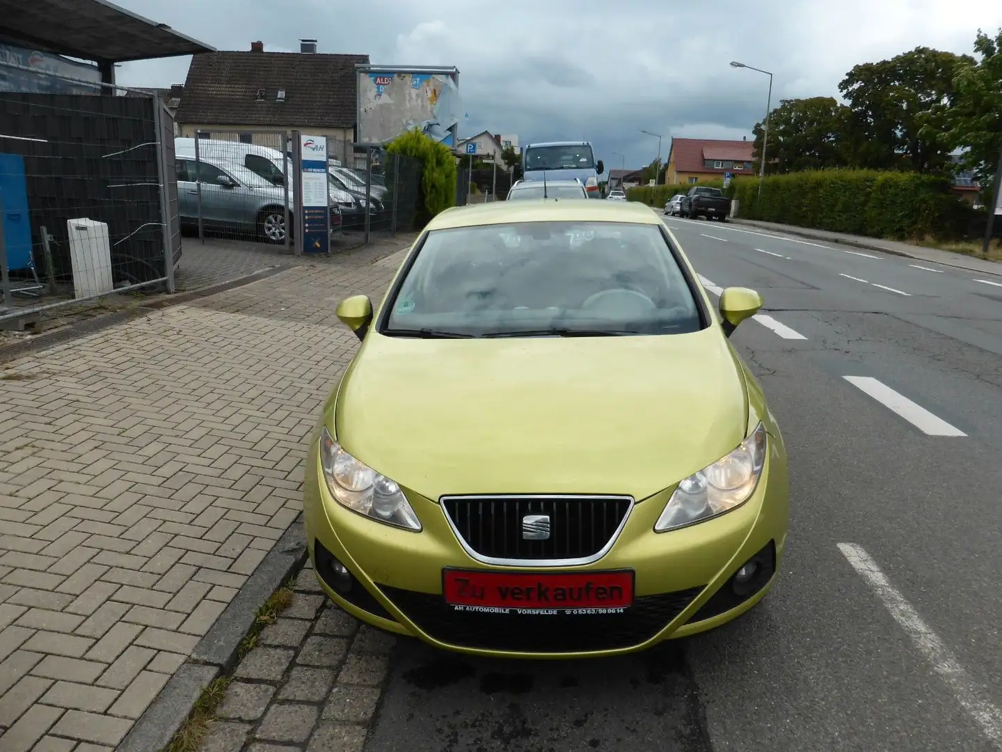 SEAT Ibiza Style 1.4L, Klimaautomatic, MFA, GRA, SHZ Jaune - 2