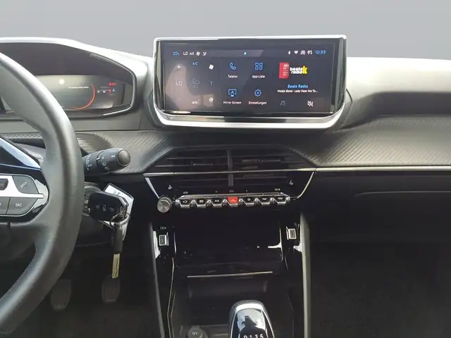 Peugeot 2008 view 12