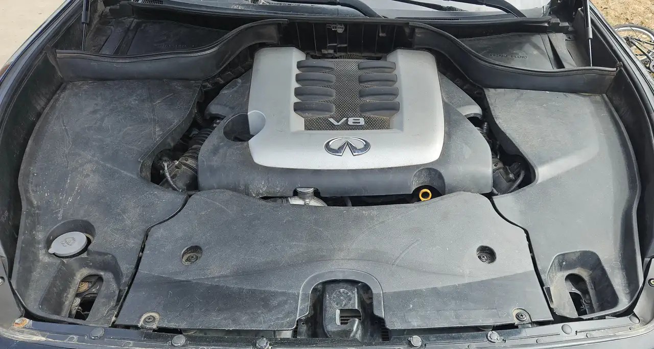 Infiniti FX снимка Infiniti FX