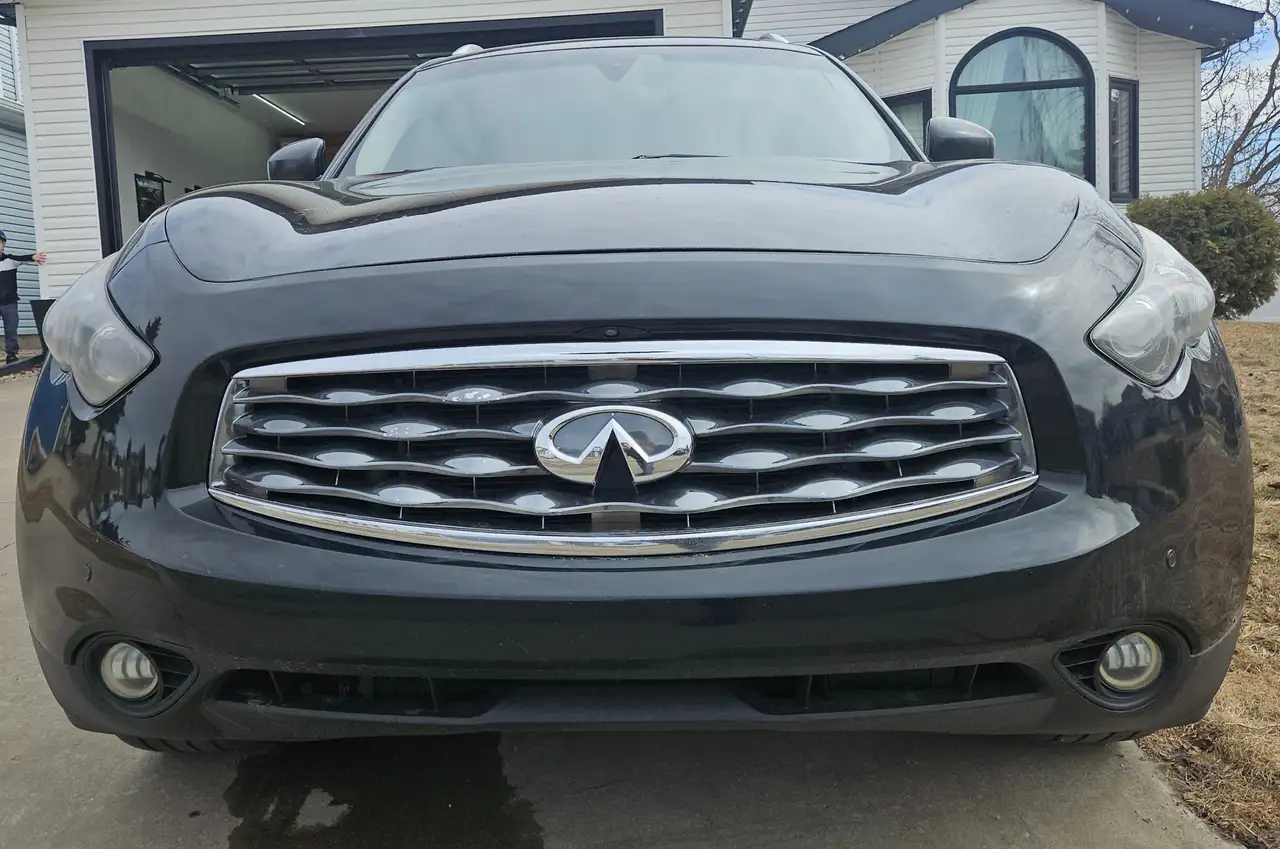 Infiniti FX снимка Infiniti FX