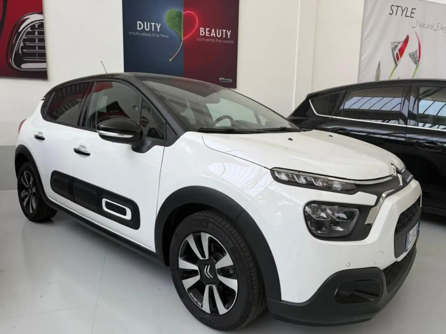 Citroen C3 PureTech 110 S&S Shine Bianco - 2