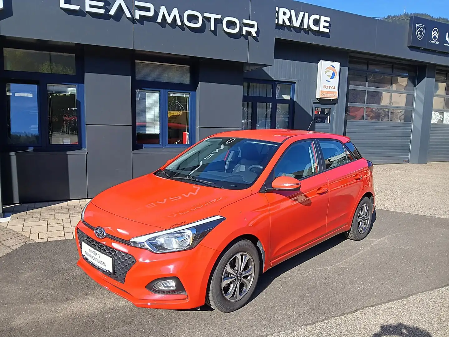 Hyundai i20 1,25 Run Rot - 1