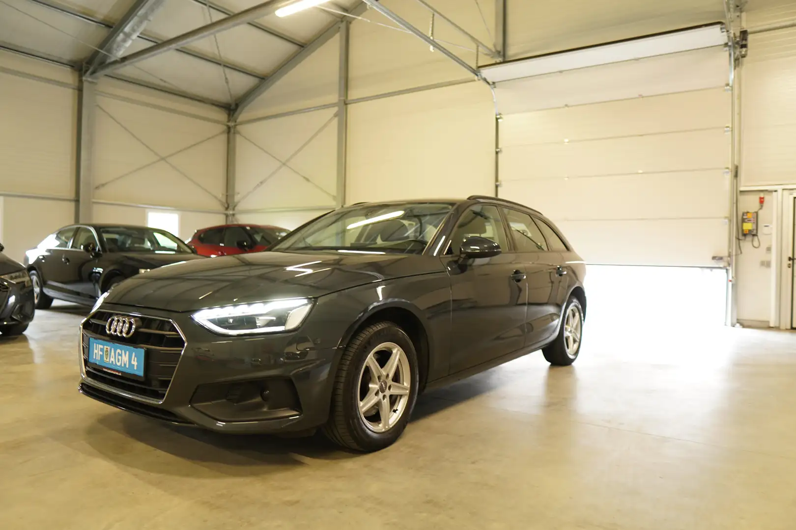 Audi A4 Avant 35 TDI S-tronicVOLL MATRIX LED DIGITAL TACHO Grijs - 1