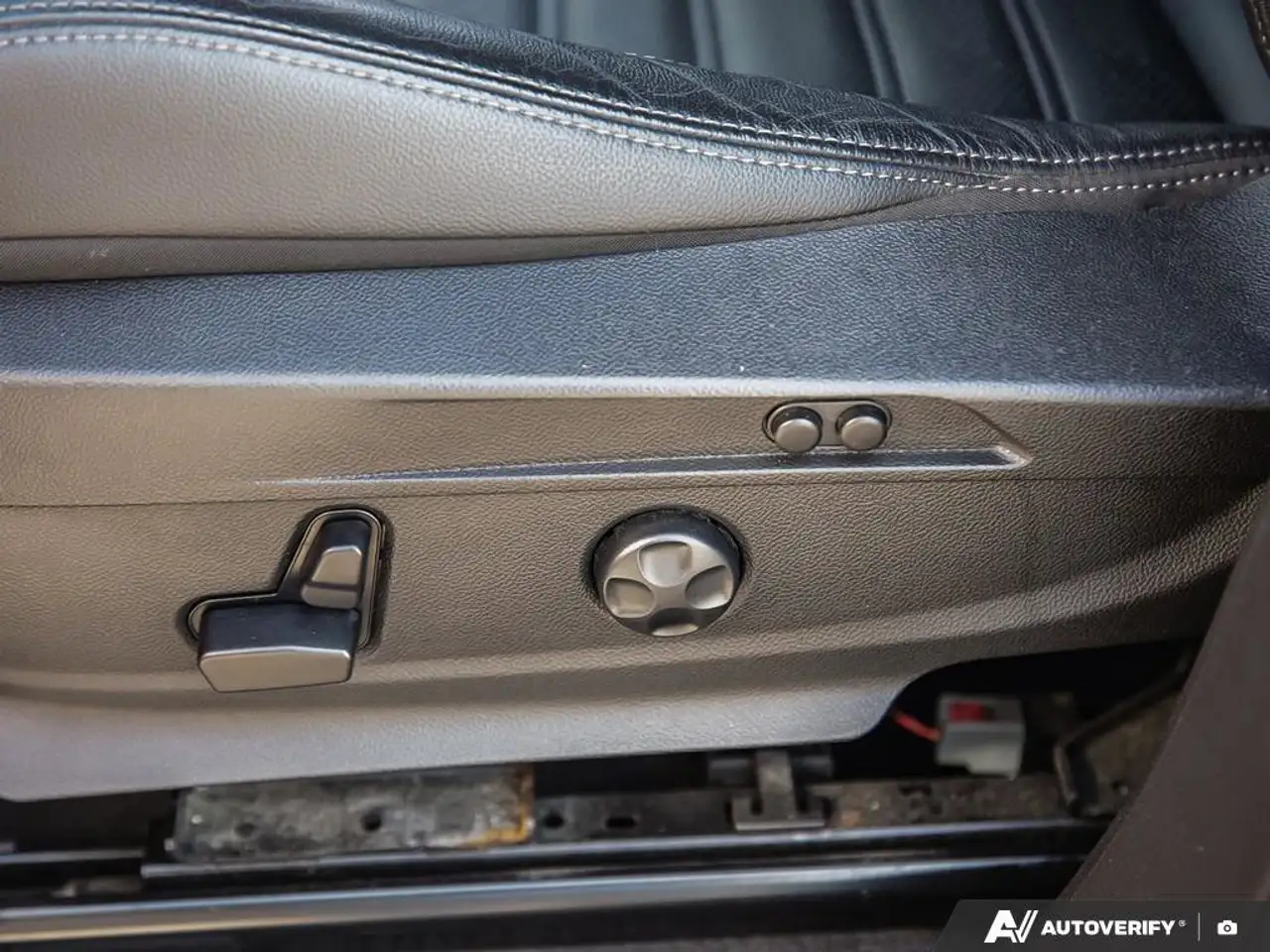 Alfa Romeo Stelvio снимка Alfa Romeo Stelvio