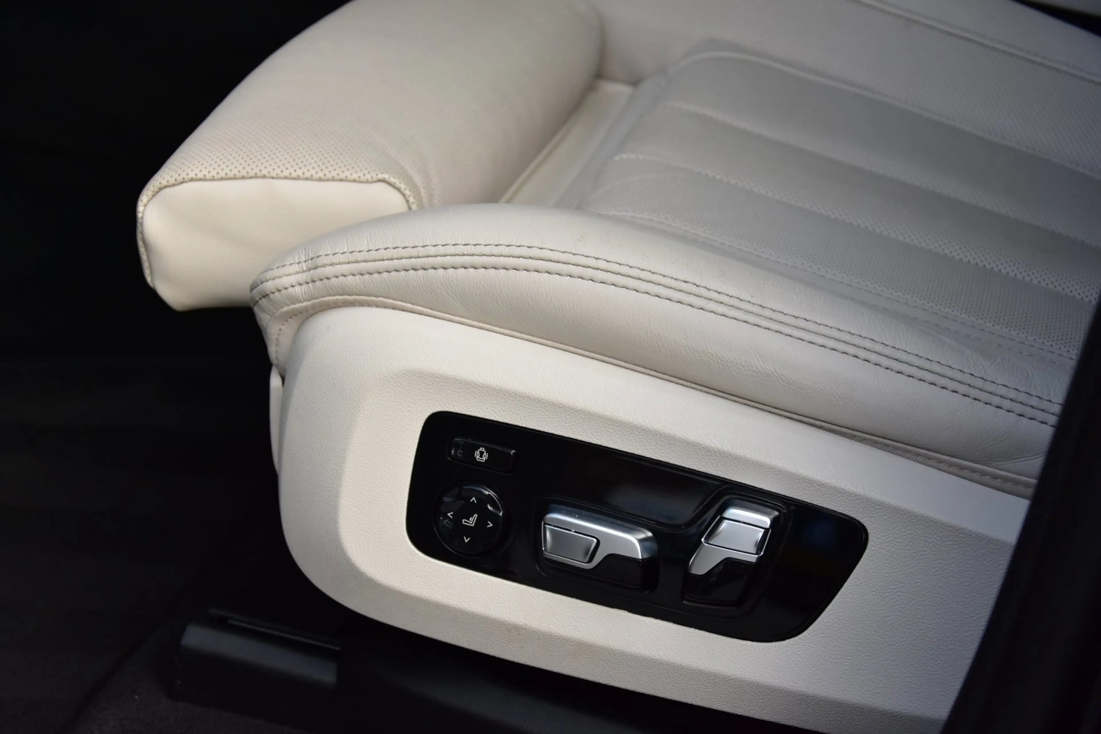 BMW X5 XDrive45e High Executive | M-Sport | Trekhaak | Lu — photo 22