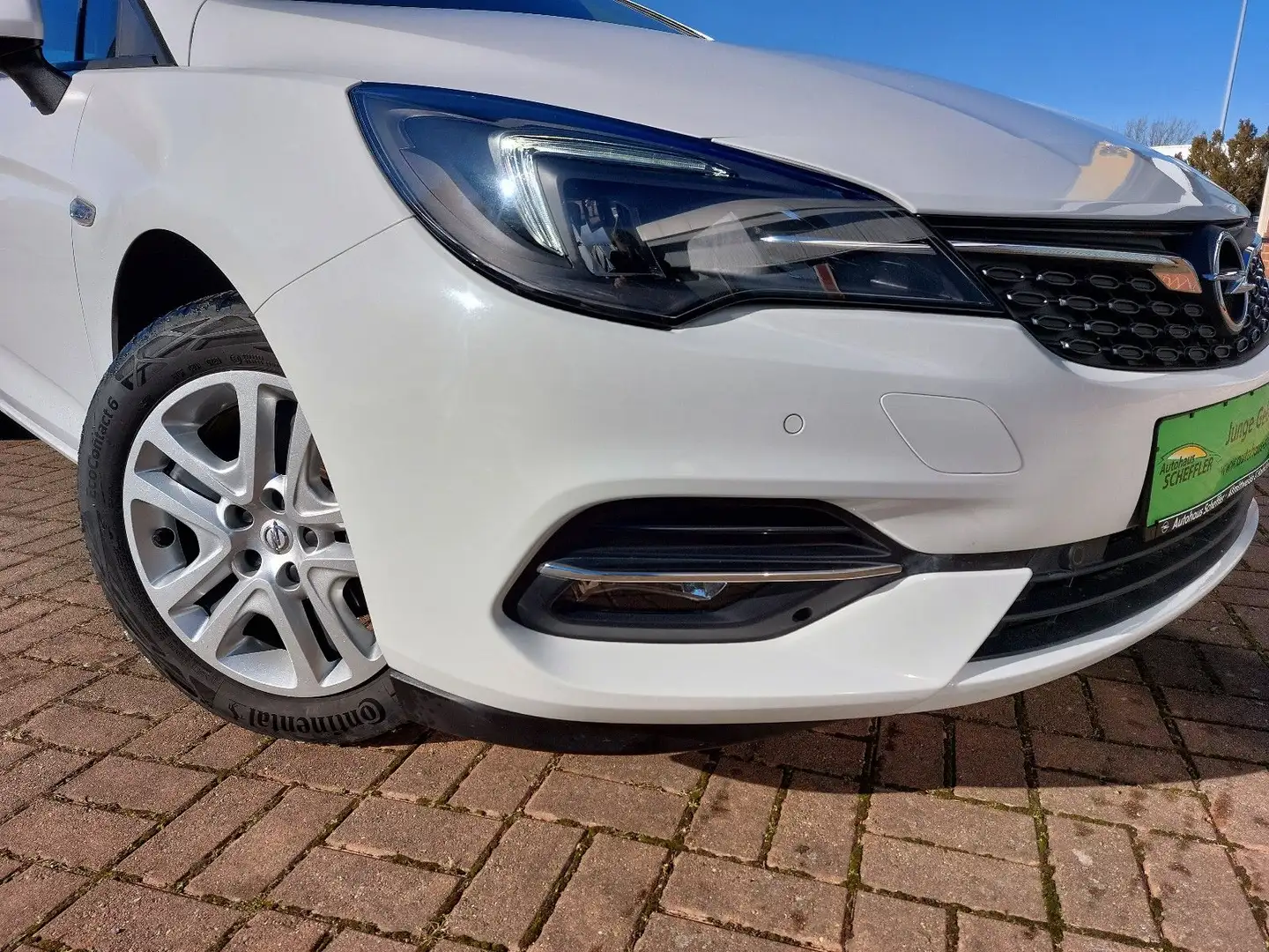 Opel Astra K ST +LED+NAVI+KLIMAAUTO+SHZ+CAM+ Weiß - 2