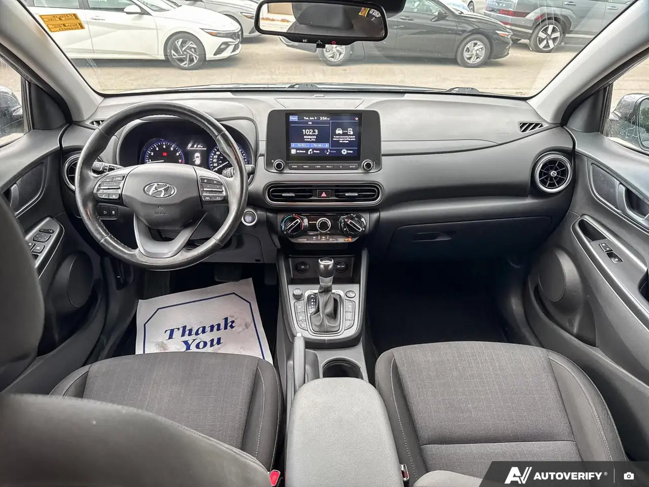 Hyundai KONA снимка Hyundai KONA